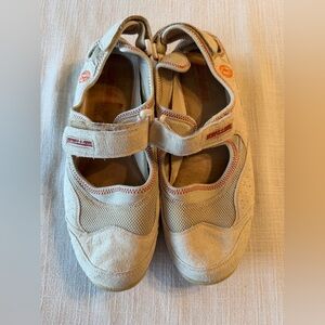 Donald J. Pliner Beige Sporty Flats